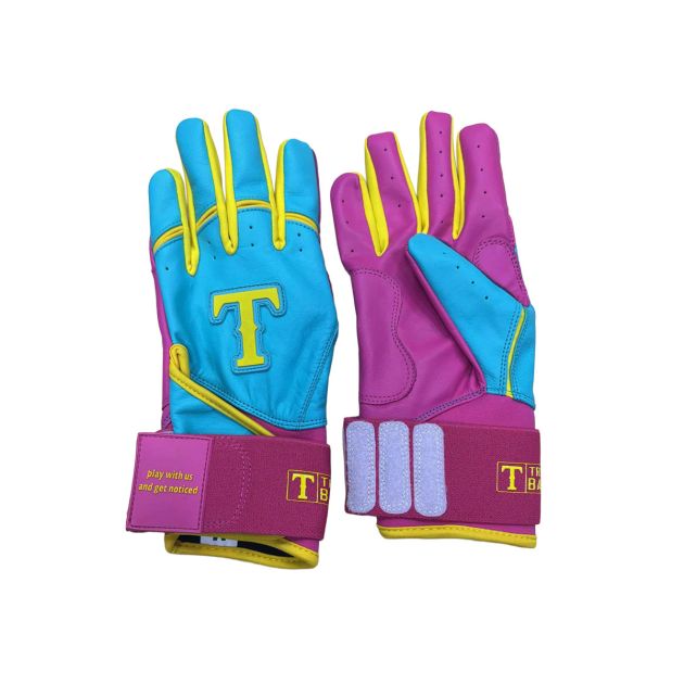 DownUnder Travellers Batting Gloves